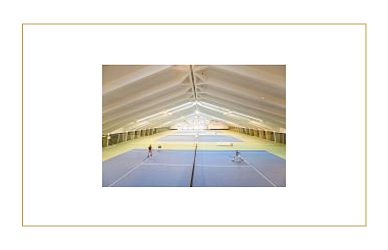 https://www.laerchenhof-tirol.at/de/tennis-urlaub-sport-hotel-laerchenhof-kitzbuehel-tirol.html